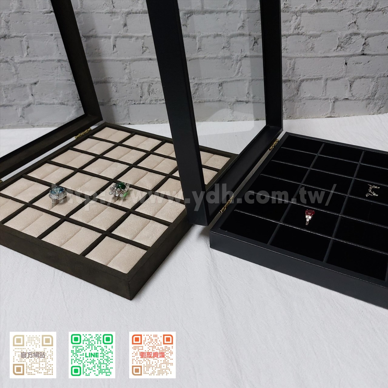 21x24公分24格玻璃蓋戒指收納盒(黑皮/麂皮)