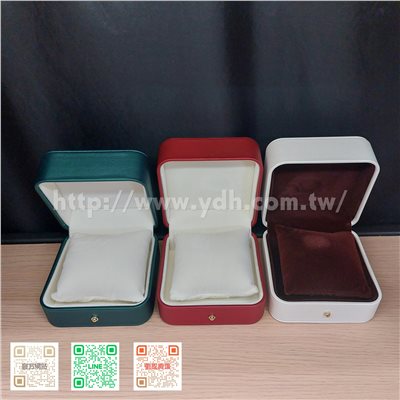 PU金扣手錶絨盒(枕頭)